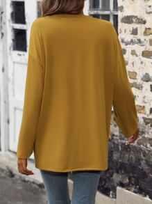 SHEIN LUNE Camiseta unicolor de hombros caídos de cuello V - Amarillo Mostaza - Ver 4