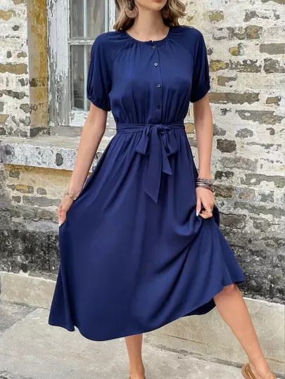 SHEIN LUNE 素色前紐扣連衣裙