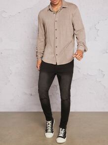 Manfinity RebelGame 男士素色前紐扣T恤 - 杏色 - 查看 3