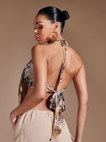 SHEIN BAE 蛇皮紋和印花前垂褶露背掛脖上衣 - 彩色 - 查看 2