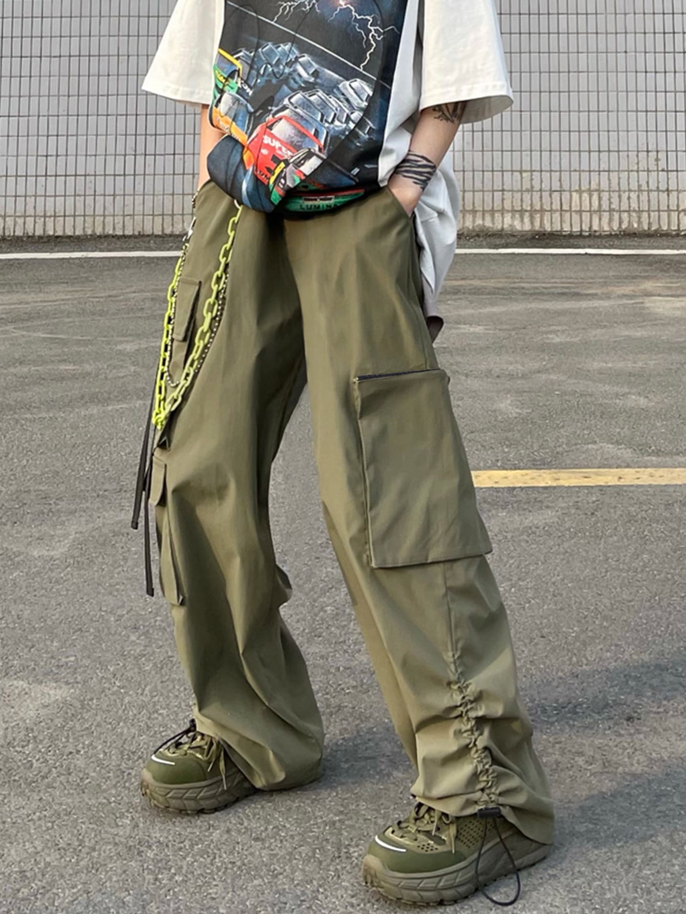 Manfinity Men Drawstring Hem Cargo Trousers - Army Green - View 1