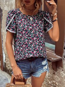 SHEIN LUNE 小碎花花瓣袖襯衫