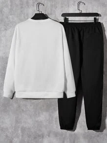 Manfinity RebelGame Men Letter Graphic Raglan Sleeve Pullover & Sweatpants - Black and White - View 2