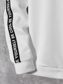 Manfinity RebelGame Men Letter Graphic Raglan Sleeve Pullover & Sweatpants - Black and White - View 5