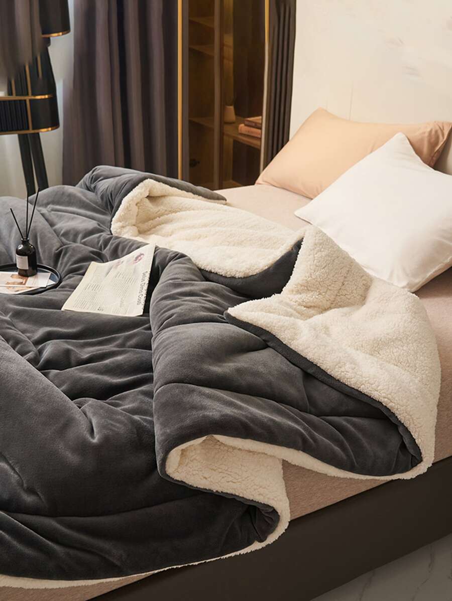 1pc Deep Gray Milk Velvet Lamb Wool Blanket, Warm And Comfortable, Suitable For All Seasons, Machine Washable - Dark Grey - View 1
