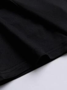 Manfinity Men Building & Slogan Graphic Tee - Black - View 4