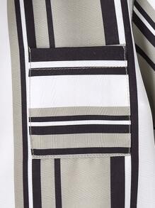 小男童條紋圖案襯衫和短褲和背心上衣