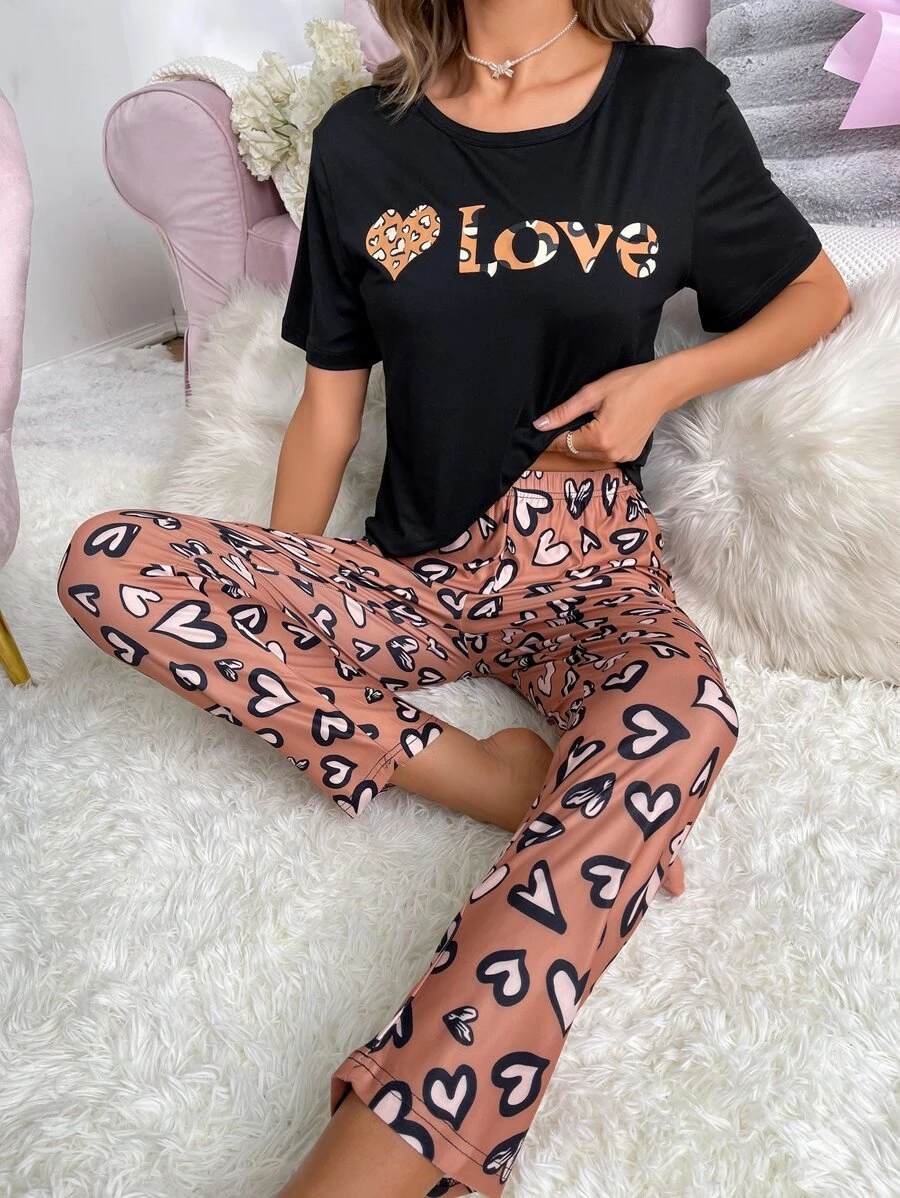 Conjunto de pijama con estampado de corazón y letra - Multicolor - Ver 1