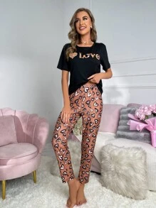Conjunto de pijama con estampado de corazón y letra - Multicolor - Ver 4
