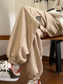 Manfinity Men Letter Patched Detail Flap Pocket Side Drawstring Waist Joggers - Khaki - View 7