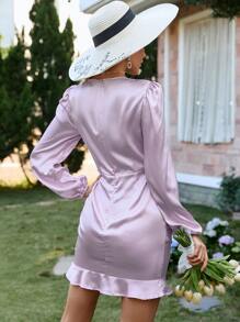 SHEIN VCAY Vestido con abertura con nudo delantero de manga farol fruncido bajo con fruncido de satén - Lila Púrpura - Ver 2