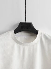 Manfinity Hypemode Loose Fit Men's T-Shirt With Letter Graphic And Button Side Detail - White - View 4