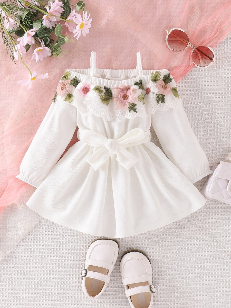 SHEIN 嬰兒花卉刺繡貼花挖肩繫腰帶連衣裙 - 白色 - 查看 1