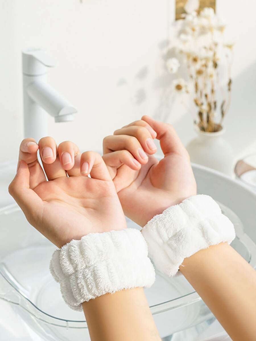 2/6/10 piezas Conjunto de banda de cabello y muñequera para baño, lazos de cabello felpudos anti-salpicaduras con caricatura, diadema para maquillaje, diadema, toalla de baño, puño de ropa anti-salpicaduras para muñeca - Blanco - Ver 1