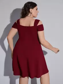 SHEIN Clasi 大碼挖肩喇叭下擺連衣裙 - 酒紅色 - 查看 3