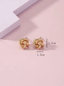 Women Solid Color Twist Stud Earrings