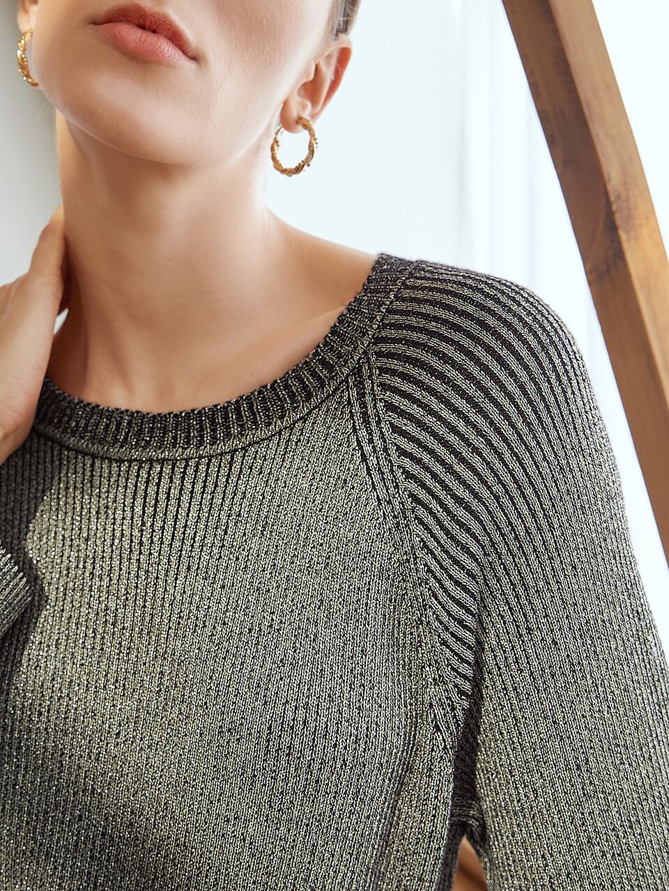 WOOL-MIX RAGLAN SLEEVE SWEATER