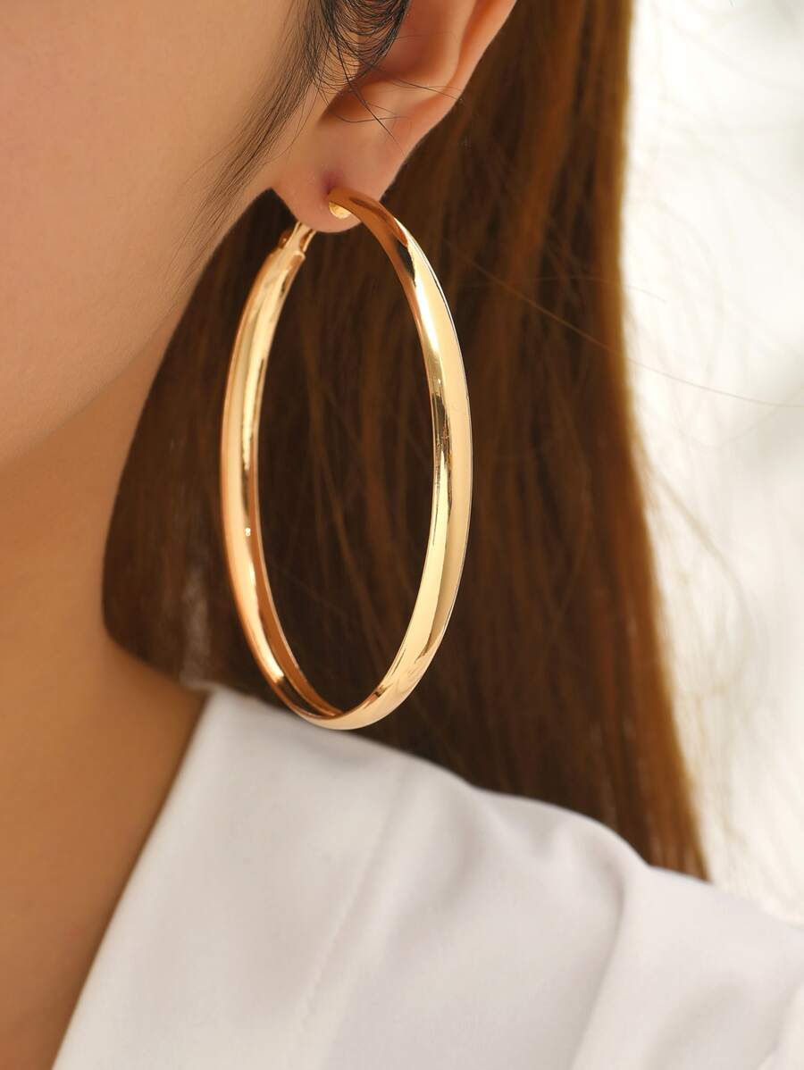 Minimalist Hoop Earrings - Yellow Gold - View 1