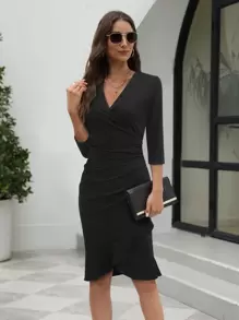 Vestido ajustado de cuello cruzado fruncido bajo con fruncido - Negro - Ver 1