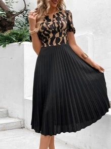 SHEIN LUNE 圖案印花百褶下擺連衣裙 - 彩色 - 查看 1