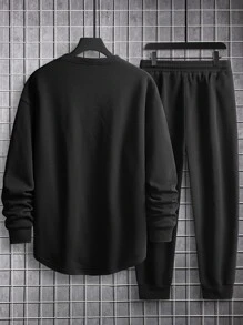 Manfinity Homme Loose Fit Men's Patched Detail Sweatshirt & Drawstring Waist Sweatpants , Fall Clothes