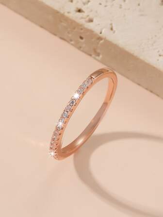 方晶鋯石裝飾戒指