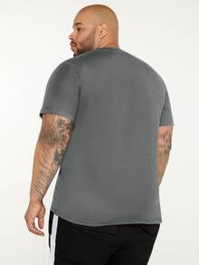 Manfinity Men Plus Christmas Print Tee - Grey - View 2