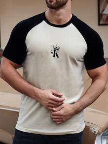 Manfinity 男士王冠和字母圖案插肩袖T恤 - 卡其色 - 查看 3