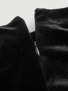 SHEIN MOD Button Detail Pleated Hem Velvet Skirt - Black - View 3