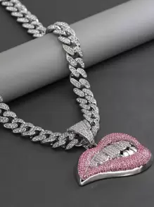 Halskette mit Strass, Lippe