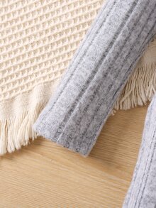 Niñitas Pullover unicolor tejido de canalé & Pantalones PU & Accesorio Pañuelo - Gris - Ver 4