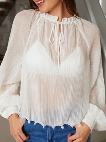 BizChic 繫帶領燈籠袖木耳邊上衣不附文胸