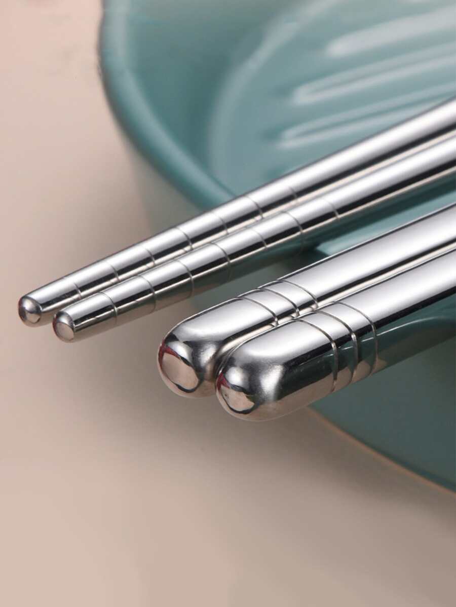 1双不锈钢筷子圣诞礼物