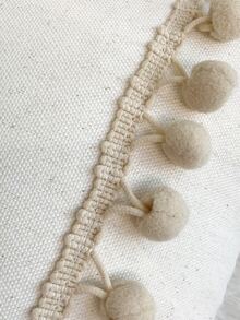 1pc Pom Pom Decor Cushion Cover Without Filler - Beige - View 4