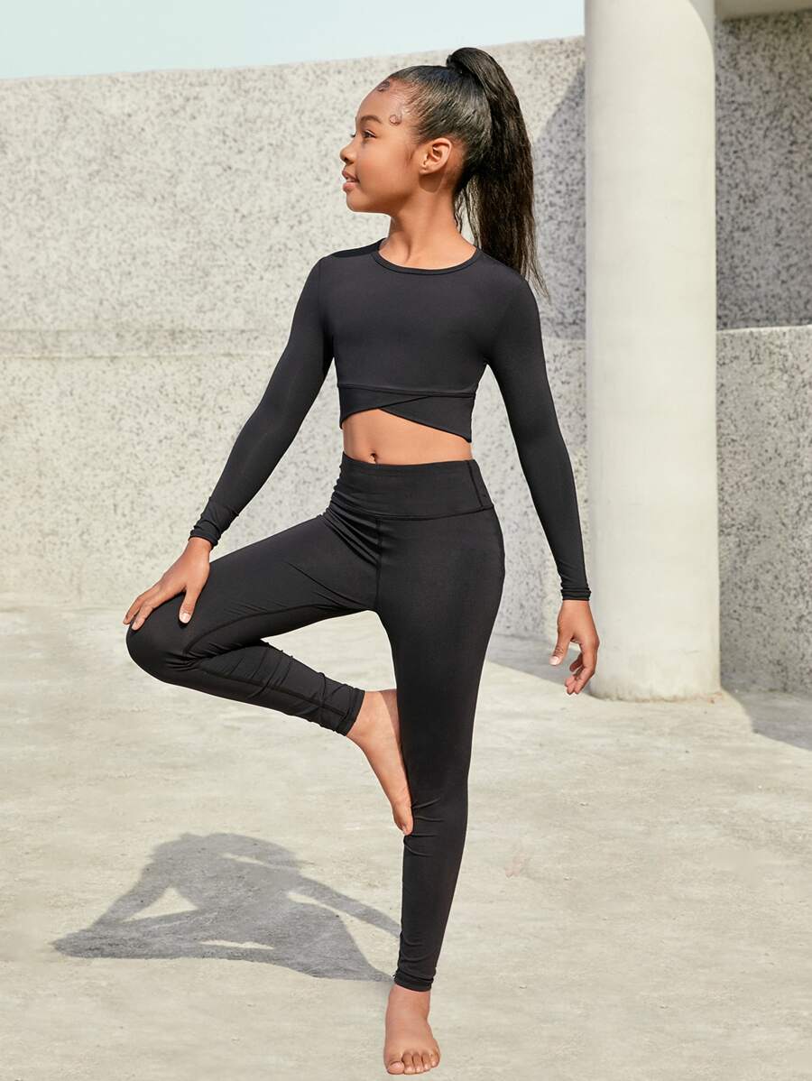 SHEIN Girls Solid Crop Tee & Leggings - Black - View 1