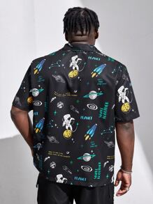 Manfinity Men Plus Astronaut & Letter Graphic Shirt - Multicolor - View 2
