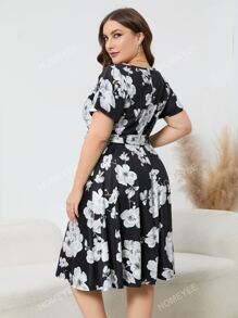 Plus Floral Print Butterfly Sleeve Belted Dress