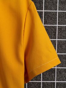 Manfinity Hypemode Men Patched Pocket High Low Shirt Without Tee - Mustard Yellow - View 3