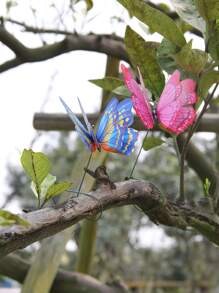 10/20pcs 8CM Double-Layer Butterfly Outdoor Garden Wooden Pegs Decoration, Random 3D Colorful Realistic Butterfly - Multicolor - View 12