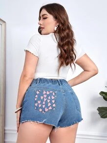 Plus Heart Print Raw Cut Denim Shorts - Medium Wash - View 2