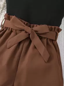 青少女小伢圓領背心與紙袋腰帶短褲 - 彩色 - 查看 4