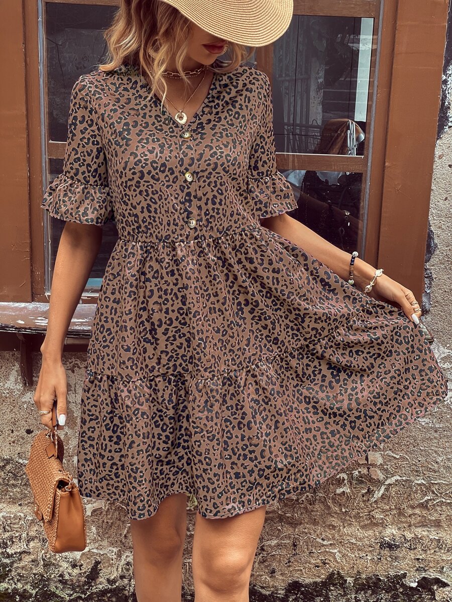 SHEIN VCAY 豹紋印花半排扣荷葉邊娃娃裙 - 棕色 - 查看 1