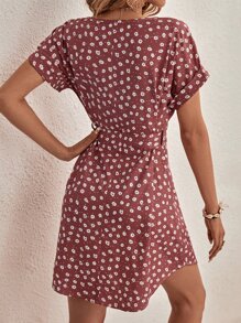 SHEIN LUNE Ditsy Floral Print Batwing Sleeve Belted Dress - Redwood - View 2