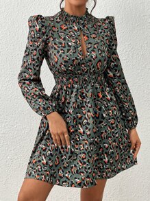 SHEIN Privé Leopard Print Keyhole Neckline Lantern Sleeve Dress - Green - View 3