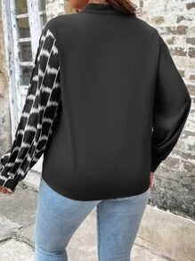 SHEIN LUNE Plus Graphic Print Notched Neck Shirt - Black and White - View 2