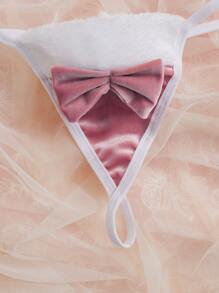 前蝴蝶結丁字褲內衣套裝和兔耳朵