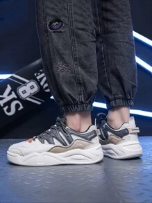 Hombres Zapatillas deportivas de color combinado con cordón delantero