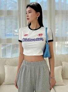 DAZY Letter Graphic Contrast Binding Crop Tee - White - View 4