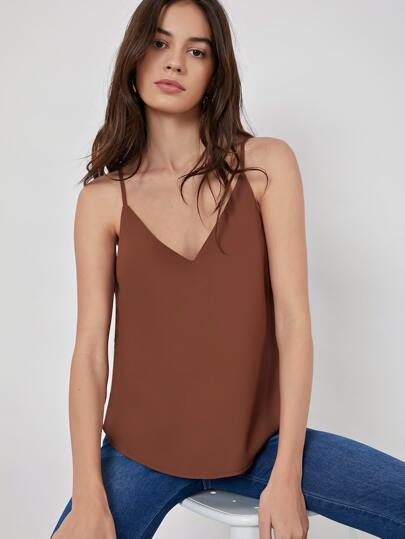 BizChic 女士纯色 V 领宽松基本款吊带背心，适合城市通勤、办公室、商务休闲、派对、聚会、秋季