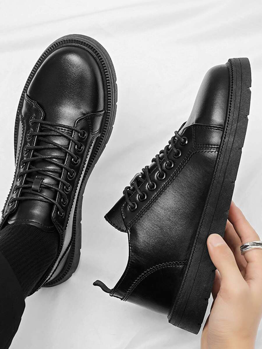 Men Lace-up Front Skate Shoes - Black - View 1